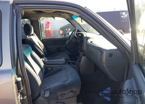 2001 Chevrolet Silverado 1500 Ls z USA, uszkodzony, nr VIN 2GCEC19V111128089